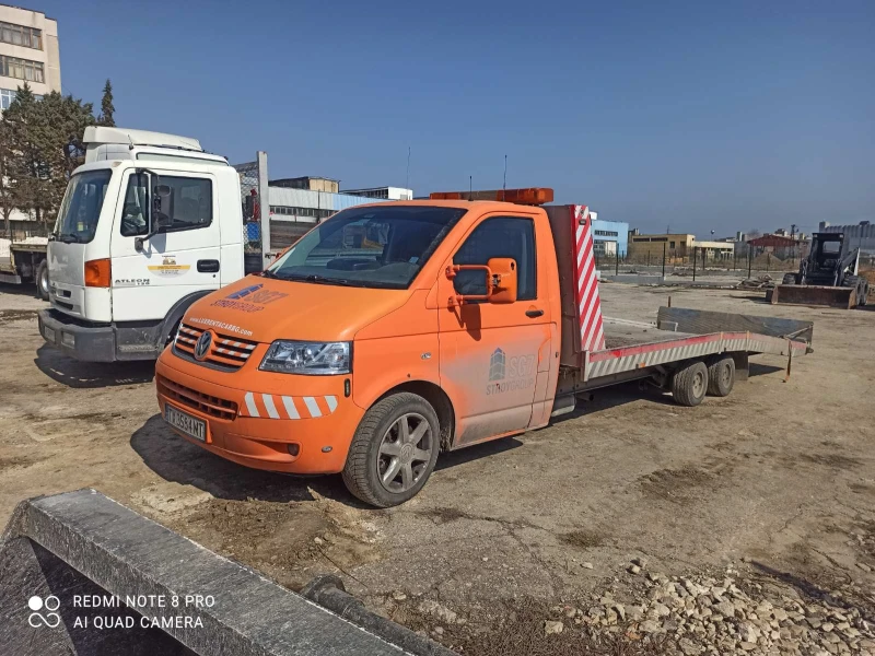 VW T5 2.5 TDI, снимка 2 - Бусове и автобуси - 47405851