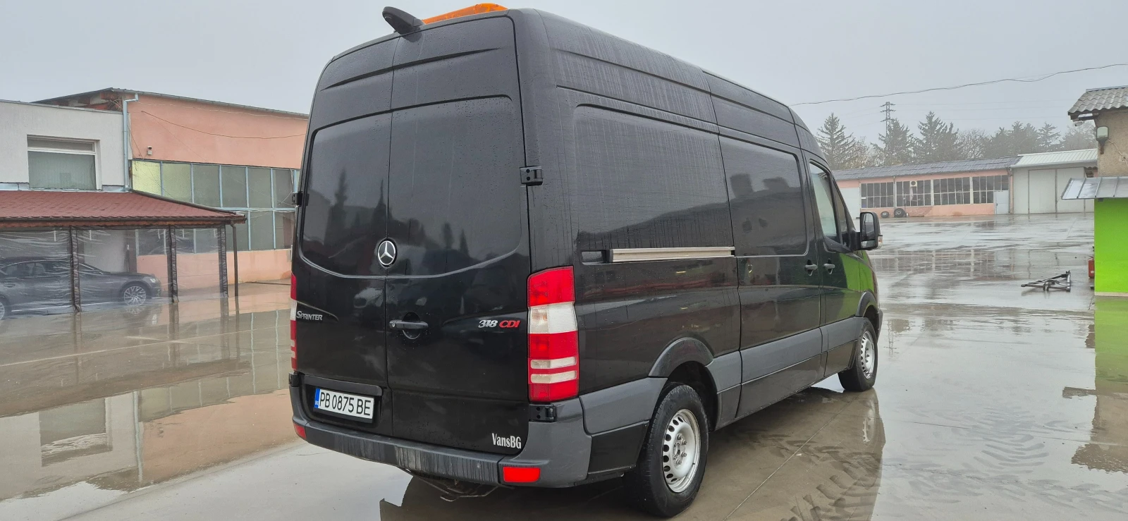 Mercedes-Benz Sprinter 318 3.0 V6 - изображение 6