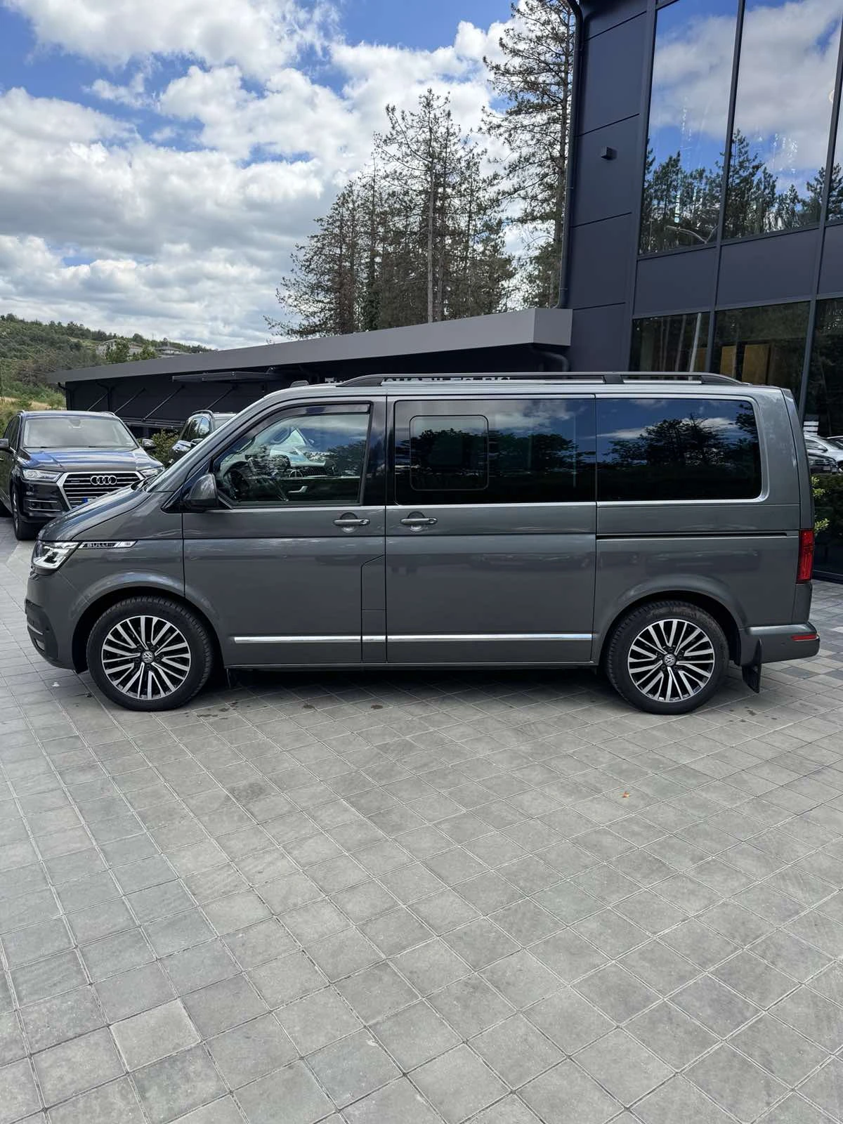 VW Multivan BULLI 4MOTION - изображение 4