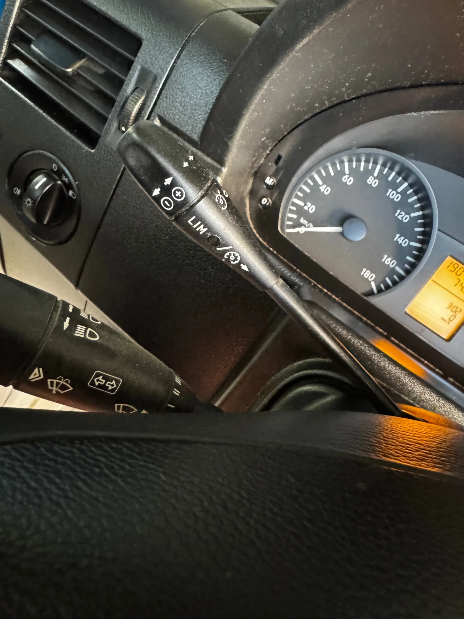 Mercedes-Benz Sprinter 319 Пътна помощ N1 - изображение 4