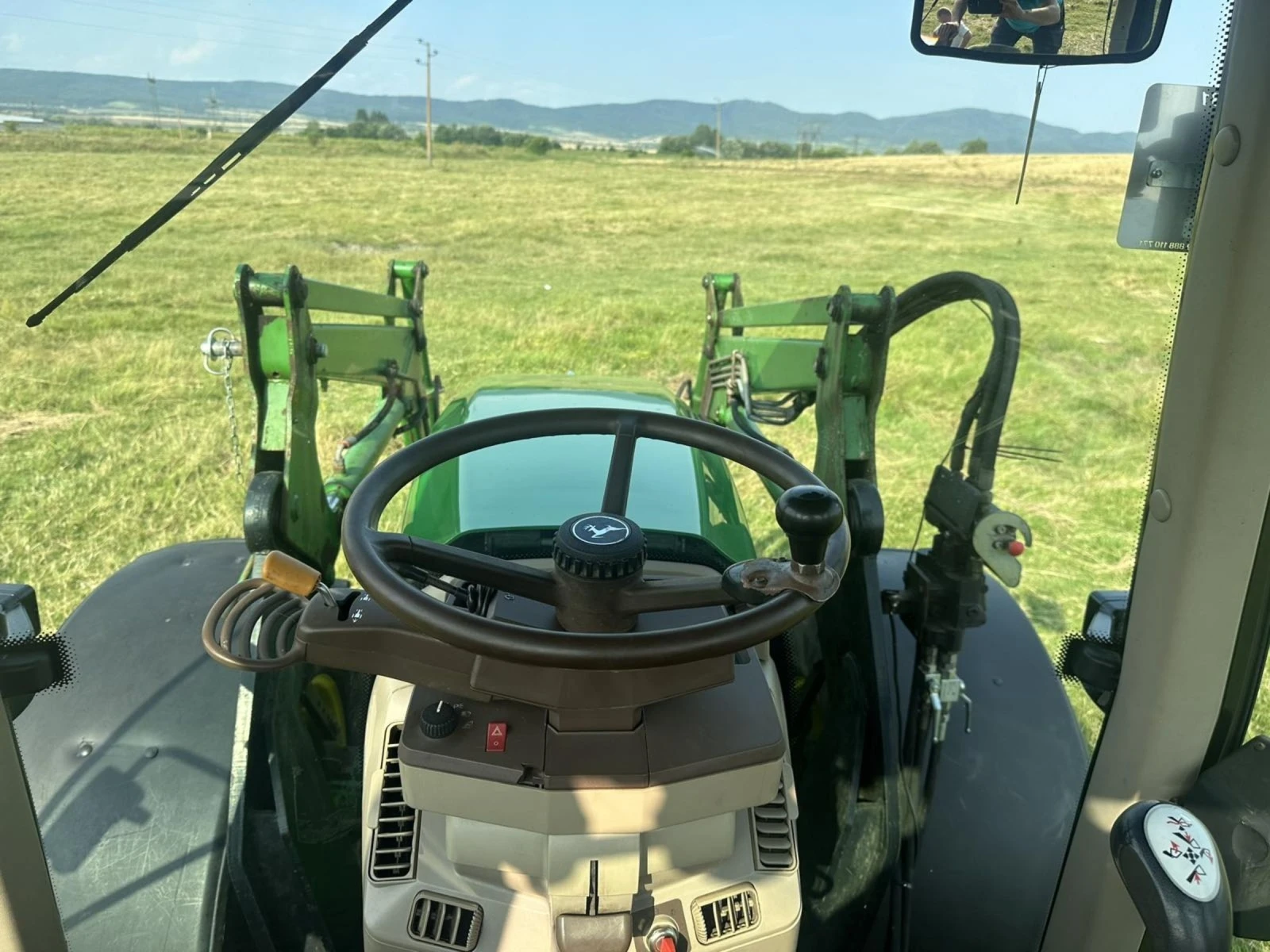 Трактор John Deere 6520 - изображение 8