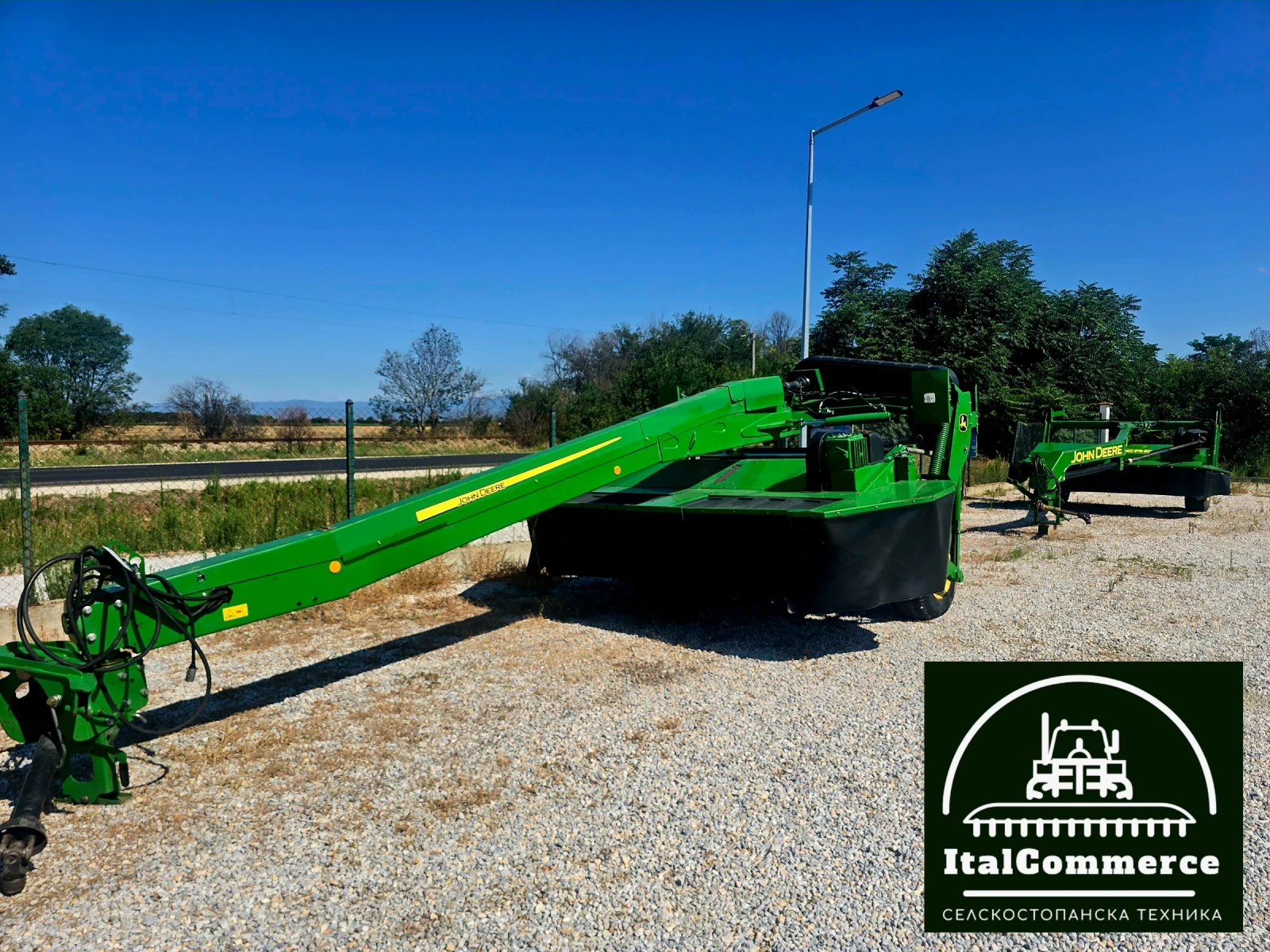 Сенокосачка John Deere 730