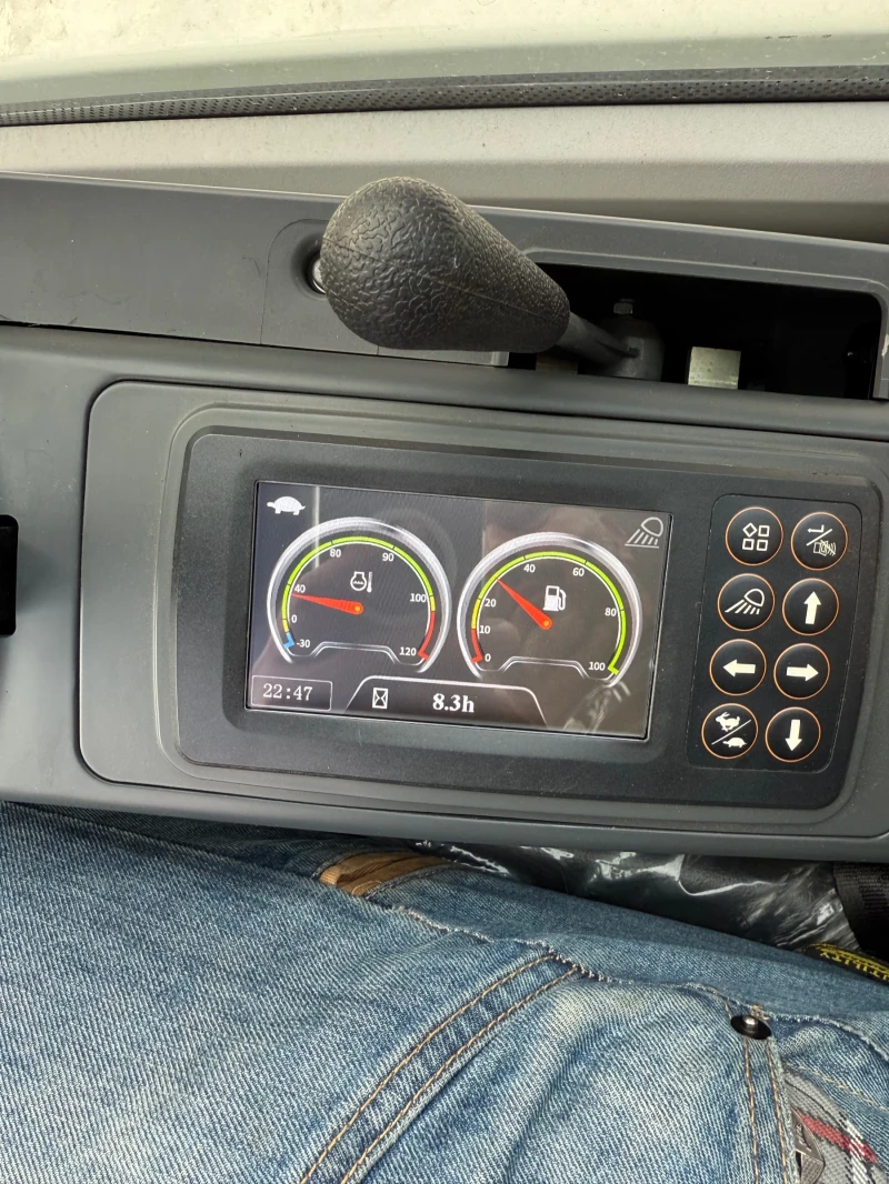 Багер Becker BP27 Becker BY-27 Pro, снимка 4 - Индустриална техника - 51839906