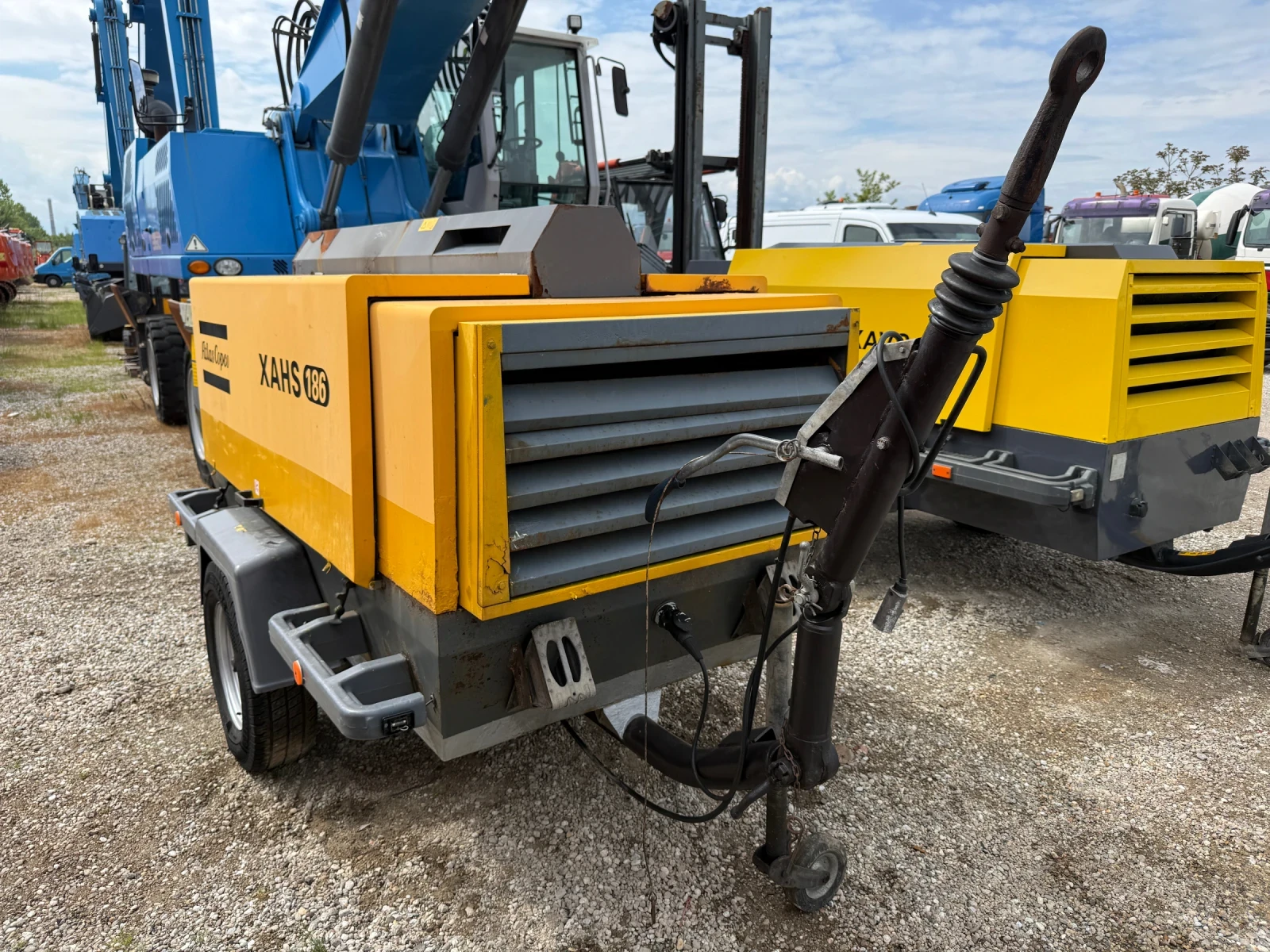 Компресори Atlas Copco XAHS 186, снимка 5 - Индустриална техника - 54482147