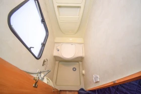 Каравана Adria Adora 562 UP, снимка 15