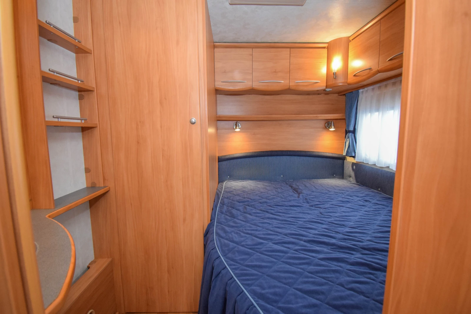 Каравана Adria Adora 562 UP, снимка 13 - Каравани и кемпери - 53907203