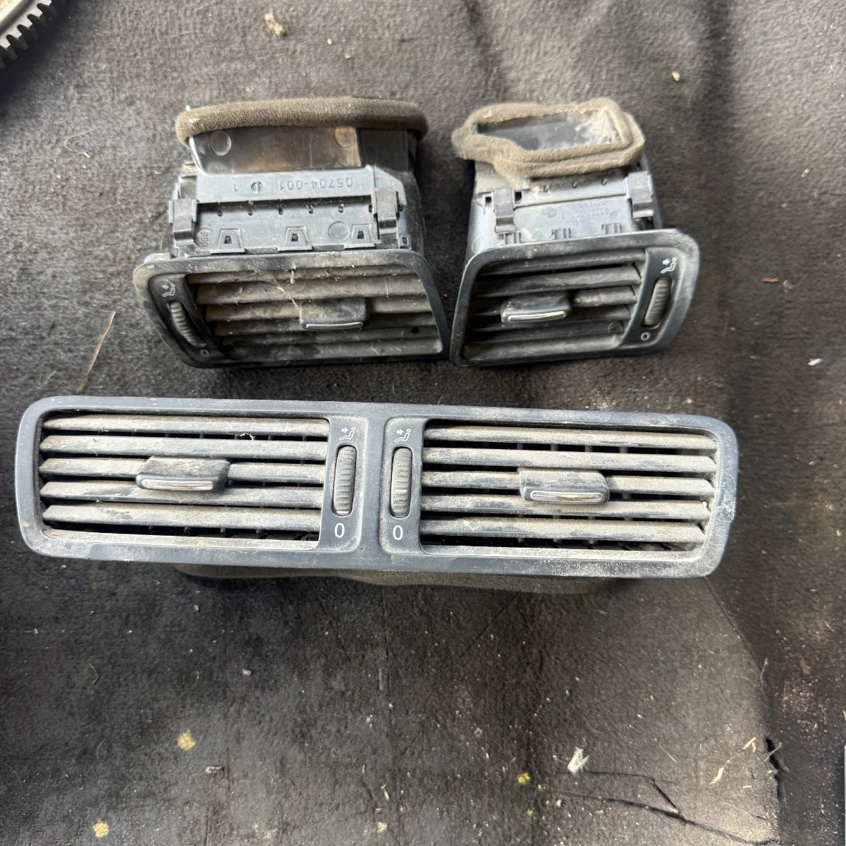 Духалки въздуховоди за VW Passat B6 3C1819728E-2566