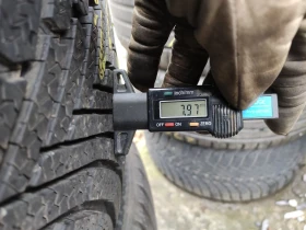 Гуми Зимни 315/35R21, снимка 4