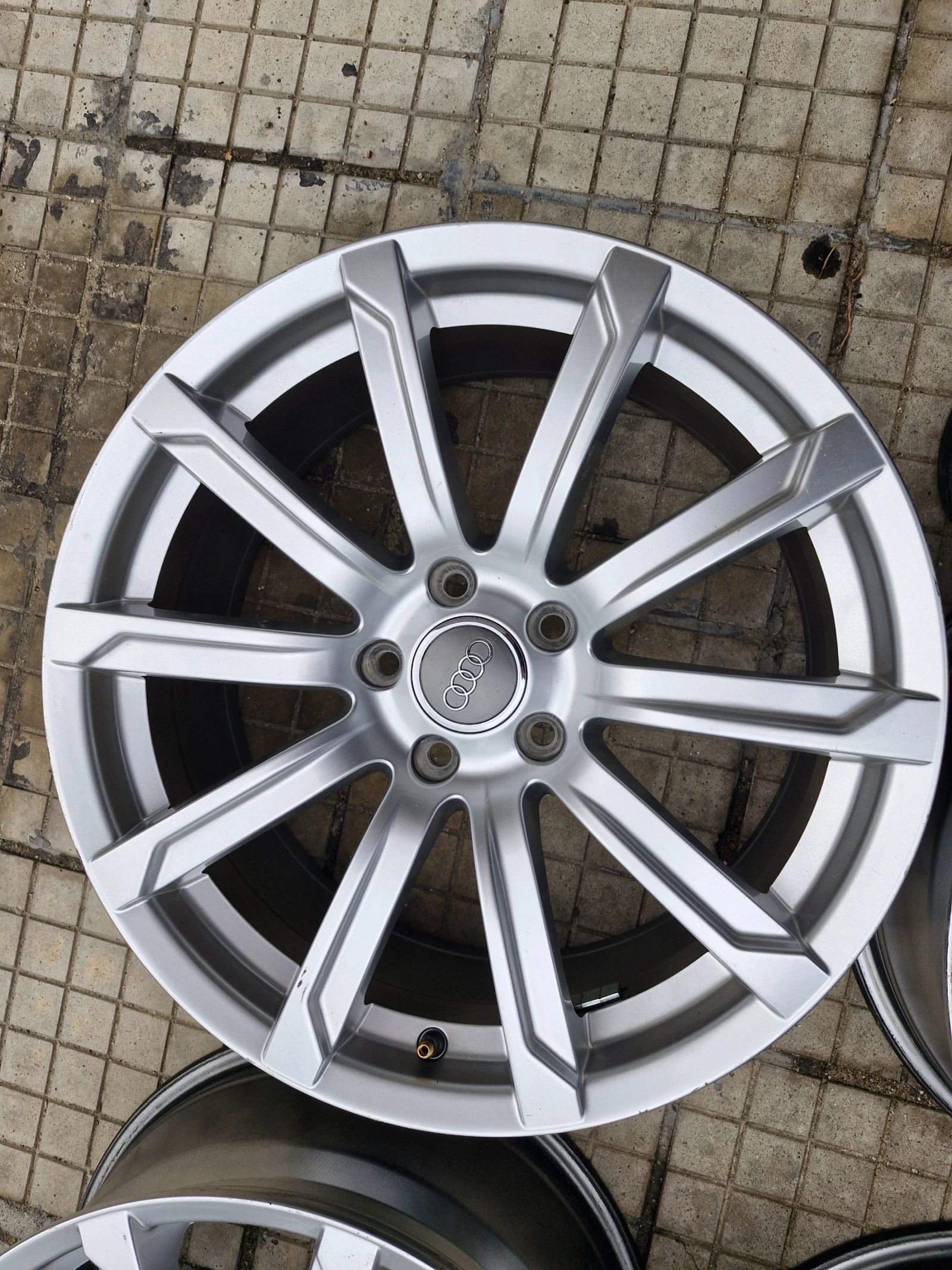   Audi | Mobile.bg   7