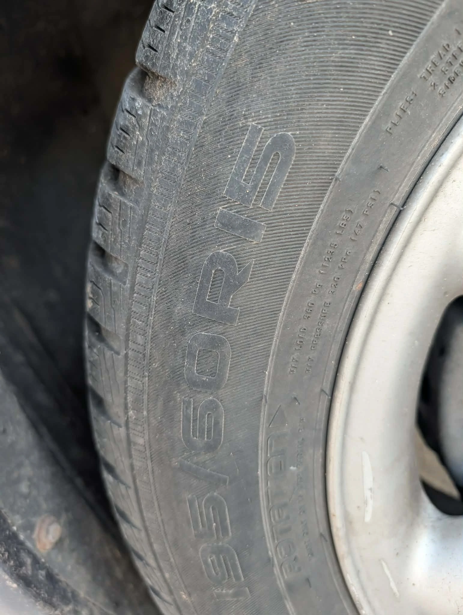 Гуми с джанти Nokian 195/60R15, снимка 5 - Гуми и джанти - 55911270
