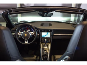 Porsche 911 Carrera Black Edition, снимка 8