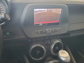 Chevrolet Camaro 1LT Coupe RWD, снимка 16