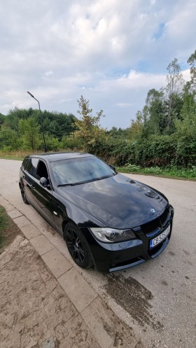 BMW 320, снимка 1 - Автомобили и джипове - 45470538