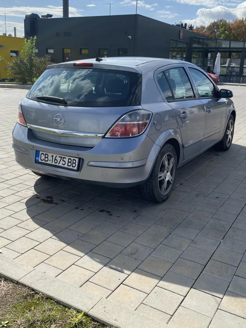 Opel Astra, снимка 8 - Автомобили и джипове - 47549411