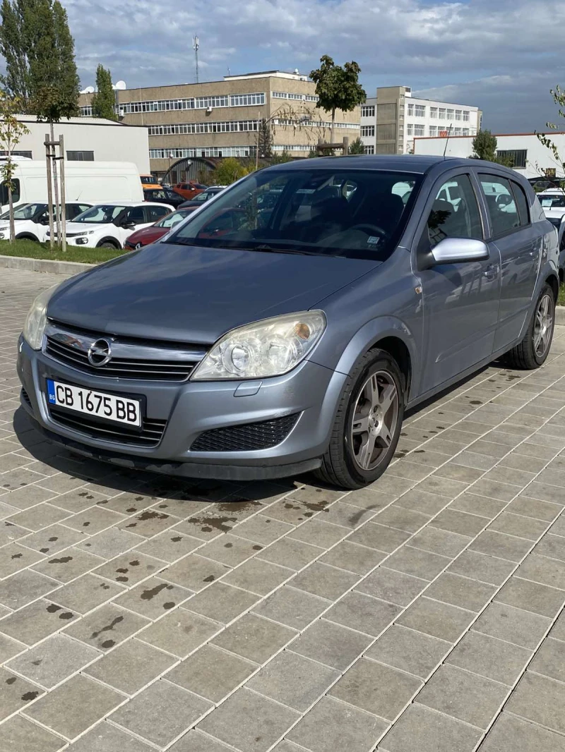 Opel Astra, снимка 1 - Автомобили и джипове - 47549411