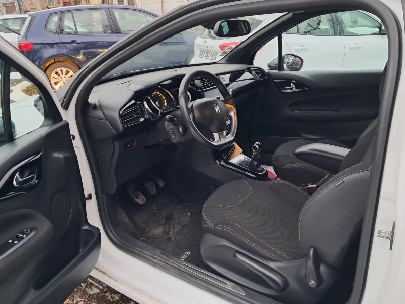 Citroen DS3 1.6 EHDI, снимка 10 - Автомобили и джипове - 48452344