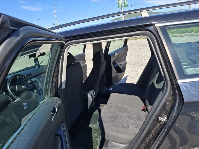 VW Passat B6, снимка 11 - Автомобили и джипове - 51662580