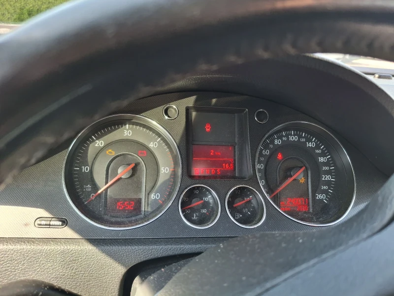 VW Passat B6, снимка 3 - Автомобили и джипове - 51662580