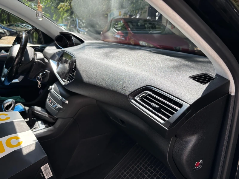 Peugeot 308 1.6 120 кс, снимка 6 - Автомобили и джипове - 52395897