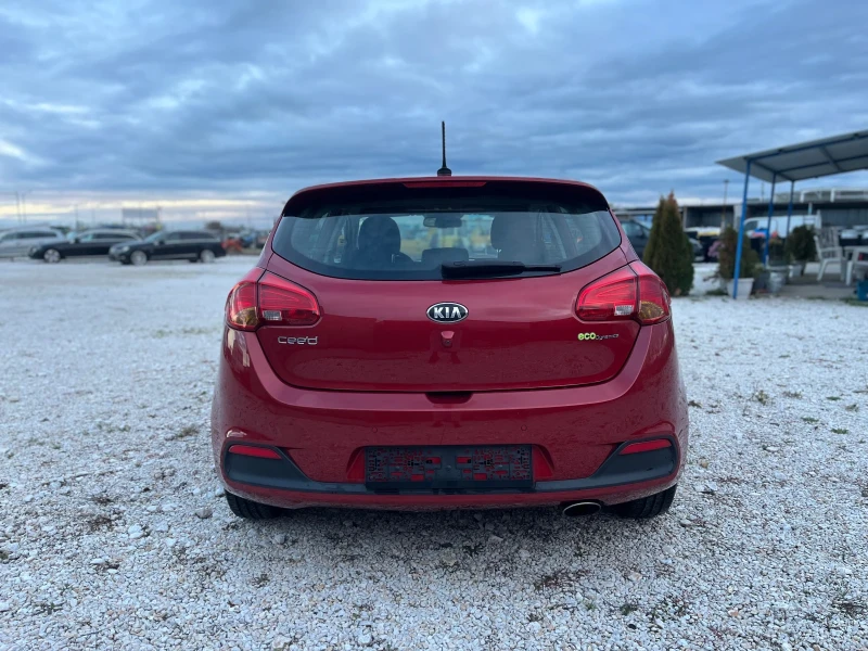 Kia Ceed 1.6 GDI Navi Led , снимка 4 - Автомобили и джипове - 52593965