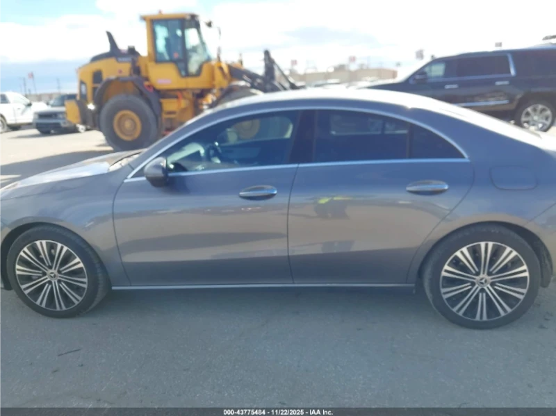 Mercedes-Benz CLA 250 COUPE* DIGITAL* ПОДГРЕВ* 360, снимка 14 - Автомобили и джипове - 52920803