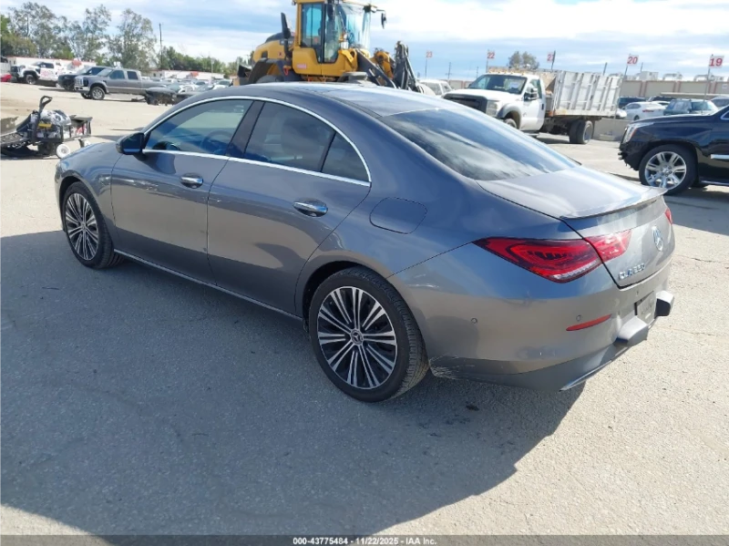 Mercedes-Benz CLA 250 COUPE* DIGITAL* ПОДГРЕВ* 360, снимка 4 - Автомобили и джипове - 52920803