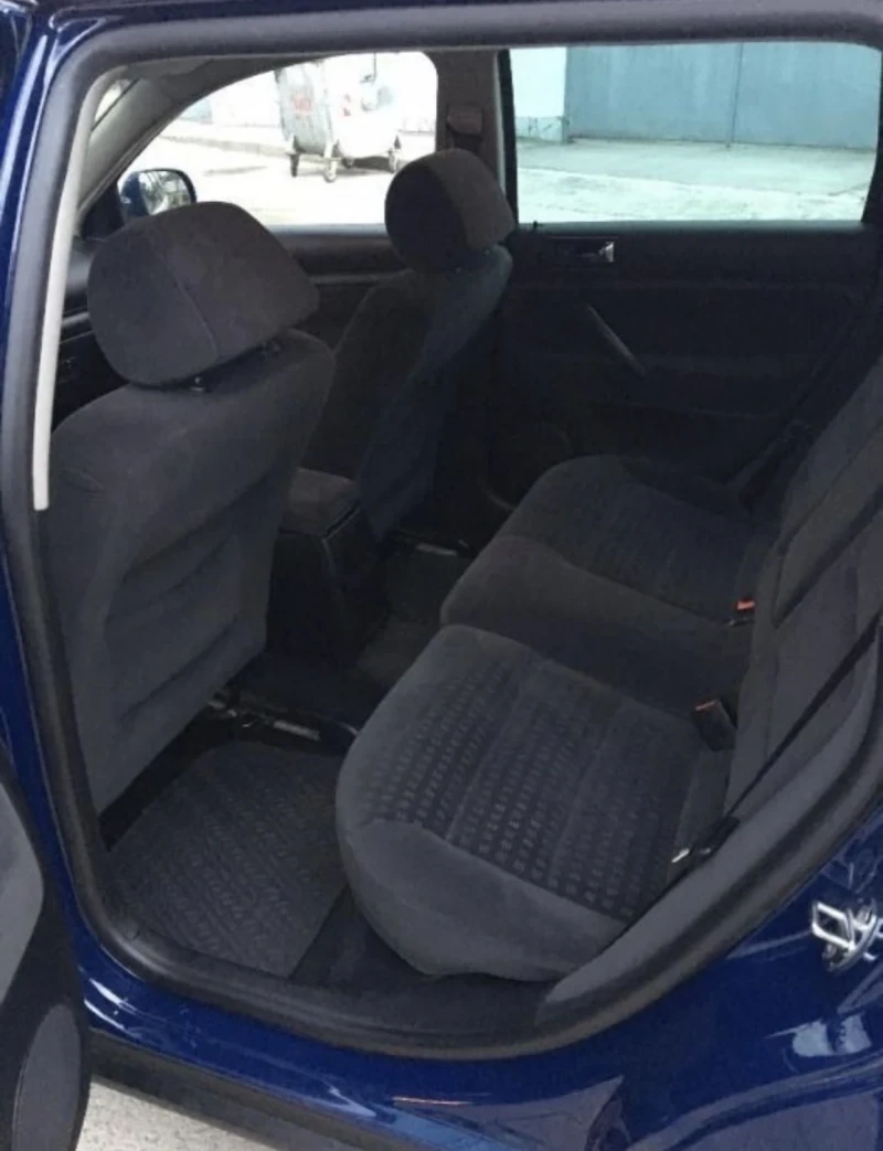 VW Passat, снимка 10 - Автомобили и джипове - 53051857
