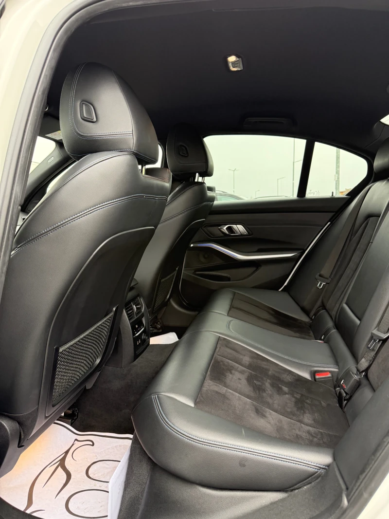 BMW 320, снимка 11 - Автомобили и джипове - 53298417