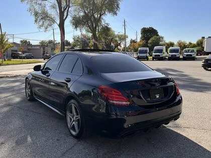 Mercedes-Benz C 300 * АВТО КРЕДИТ* ЦЕНА ДО БГ * СЕРВИЗНА ИСТОРИЯ *  - изображение 3