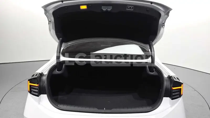 Hyundai Sonata Hybrid| 360| DIST| HEAD-UP| ВКЛ.ТЕХНОТЕСТ, снимка 14 - Автомобили и джипове - 55087437