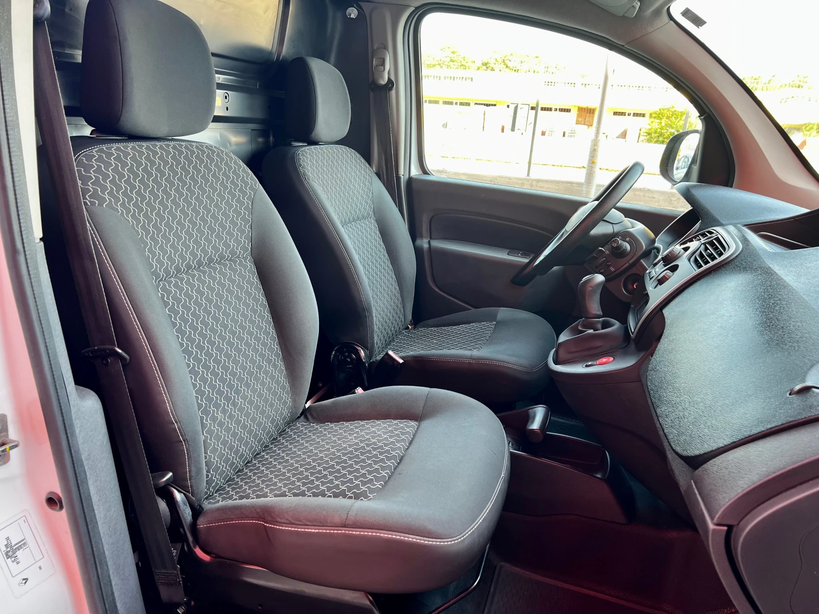 Renault Kangoo MAXI -1.5 DCI 90 к.с. | Mobile.bg — изображение 12