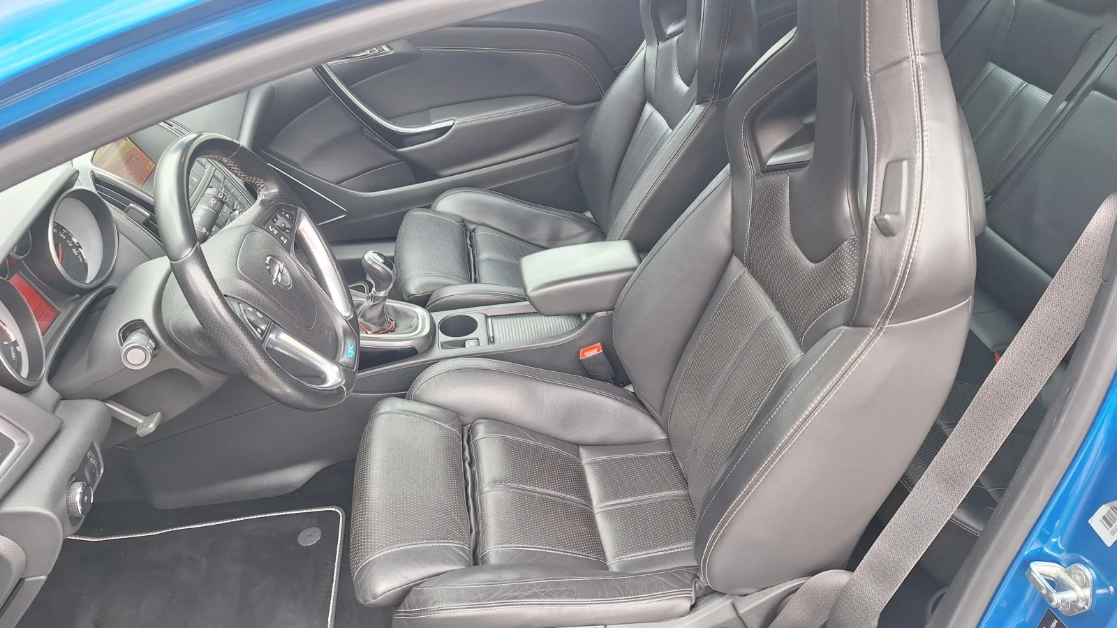 Opel Astra OPC - изображение 10