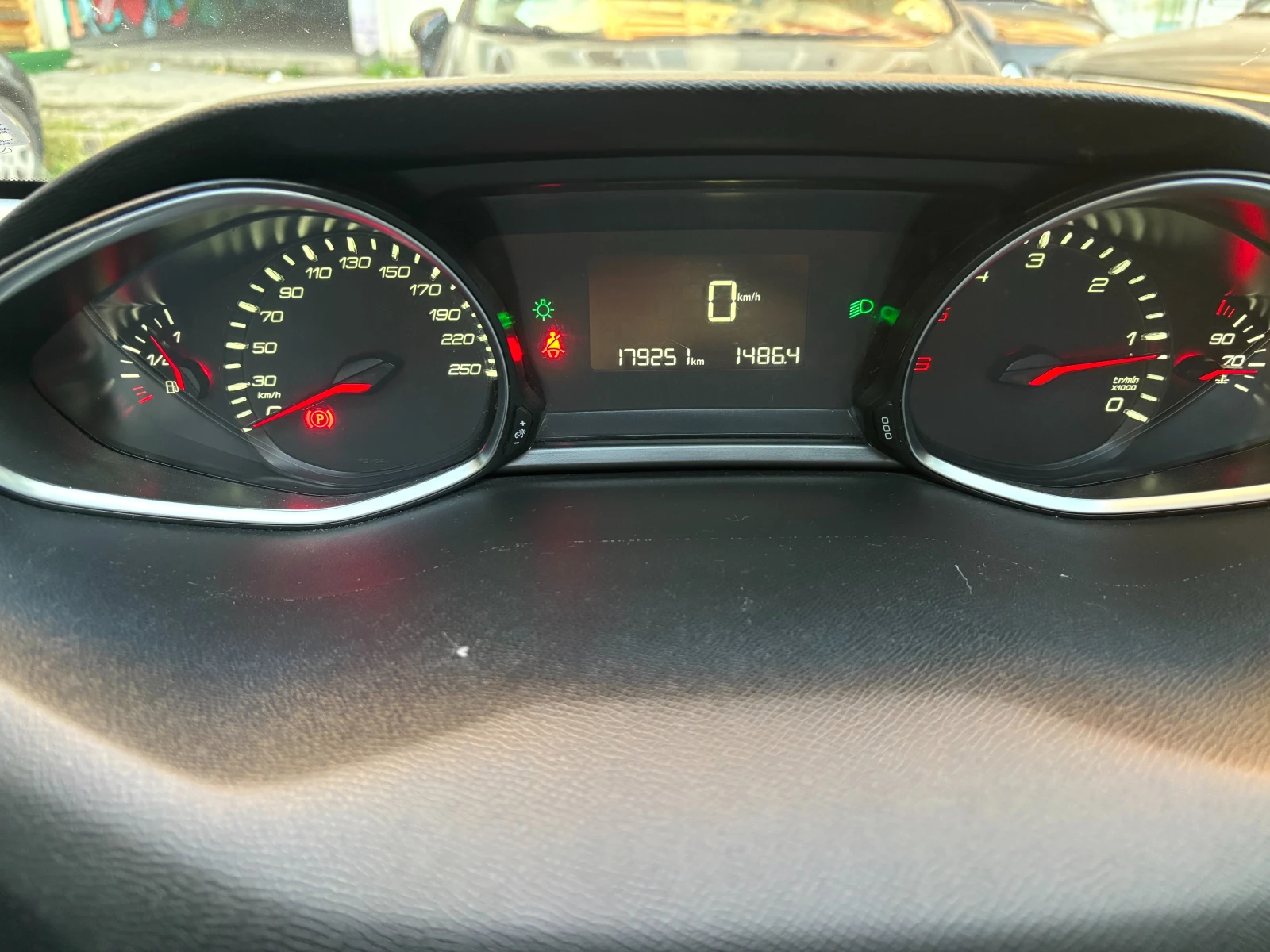 Peugeot 308  - изображение 9