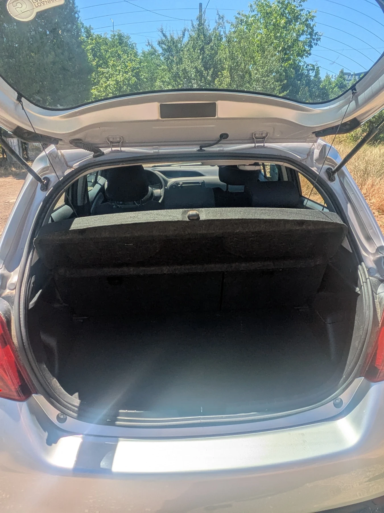 Toyota Yaris 1, 33 бензин/газ/66х.км/от България  - изображение 9