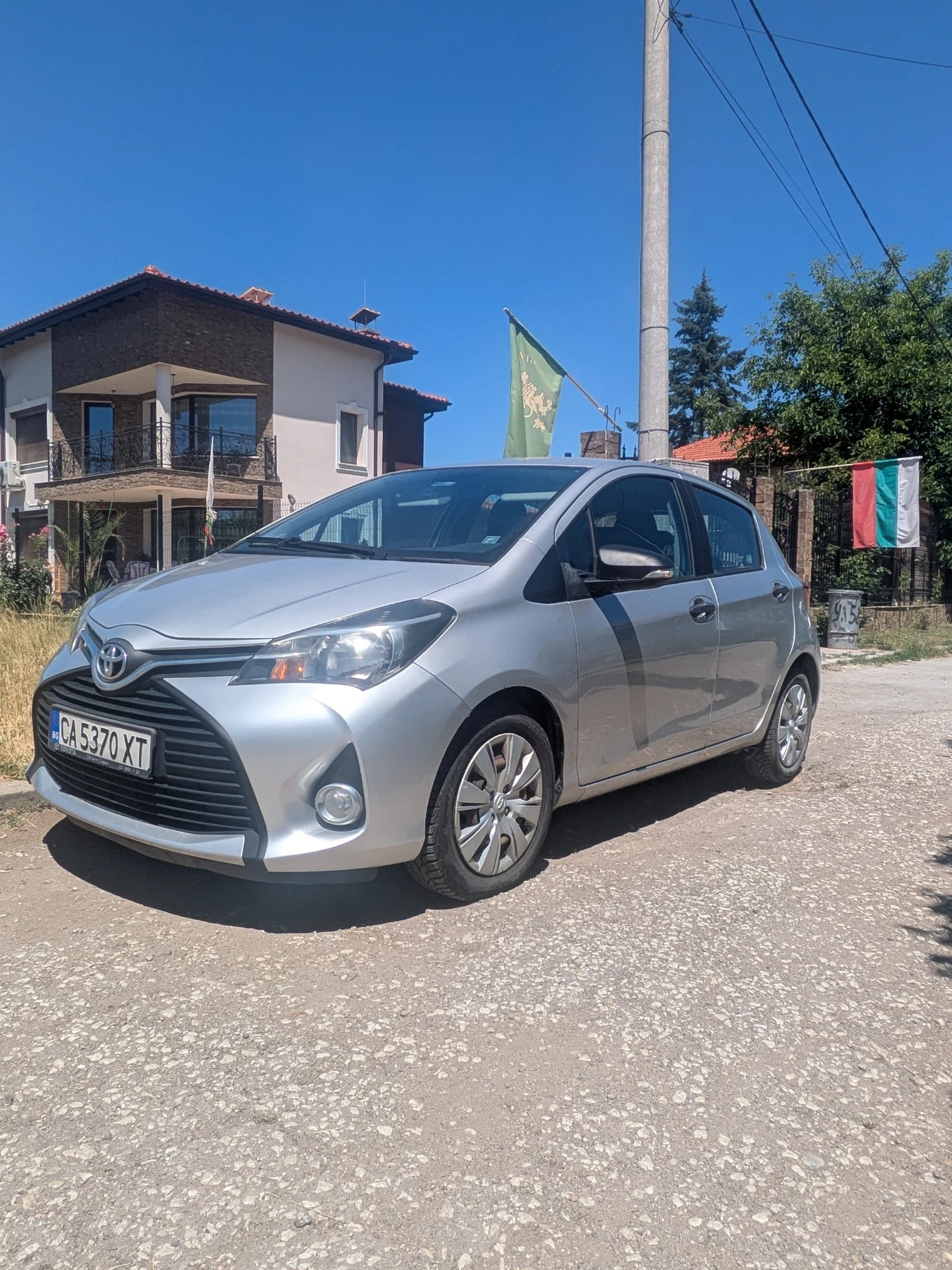 Toyota Yaris 1, 33 бензин/газ/66х.км/от България  - изображение 2