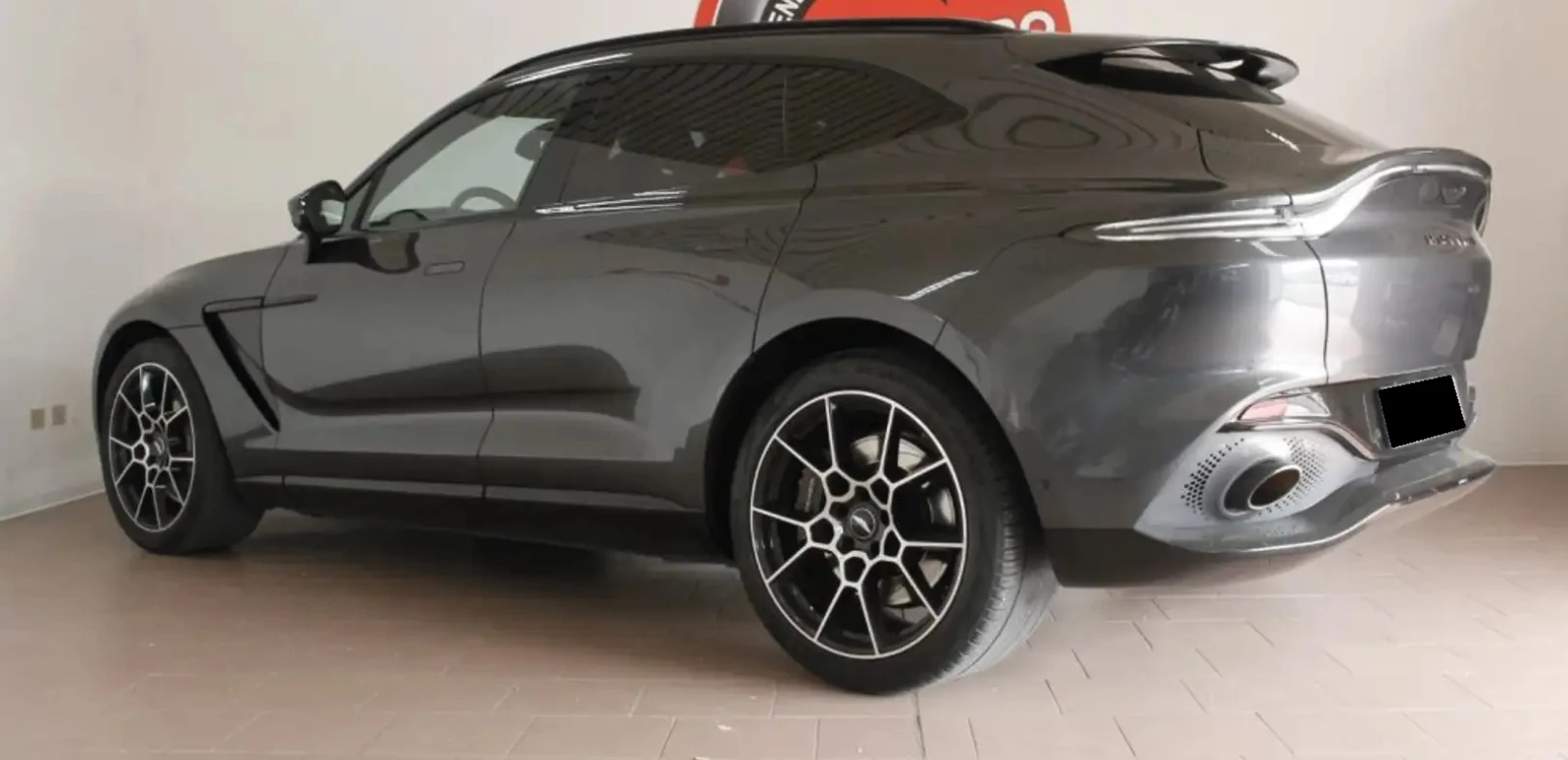 Aston Martin DBX 4.0 V8 AWD - изображение 2