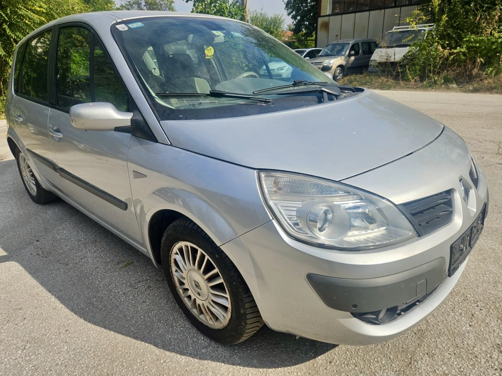 Renault Scenic 1.6 111кс - изображение 6