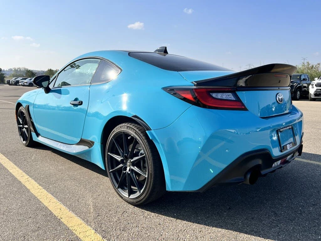 Toyota GR86 Premium Coupe RWD * АвтоКредит* (ЦЕНА ДО БГ) - изображение 5