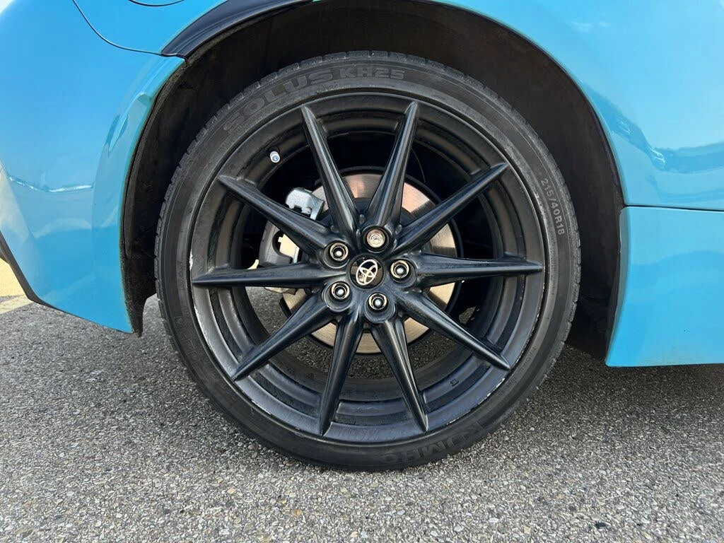 Toyota GR86 Premium Coupe RWD * АвтоКредит* (ЦЕНА ДО БГ) - изображение 9