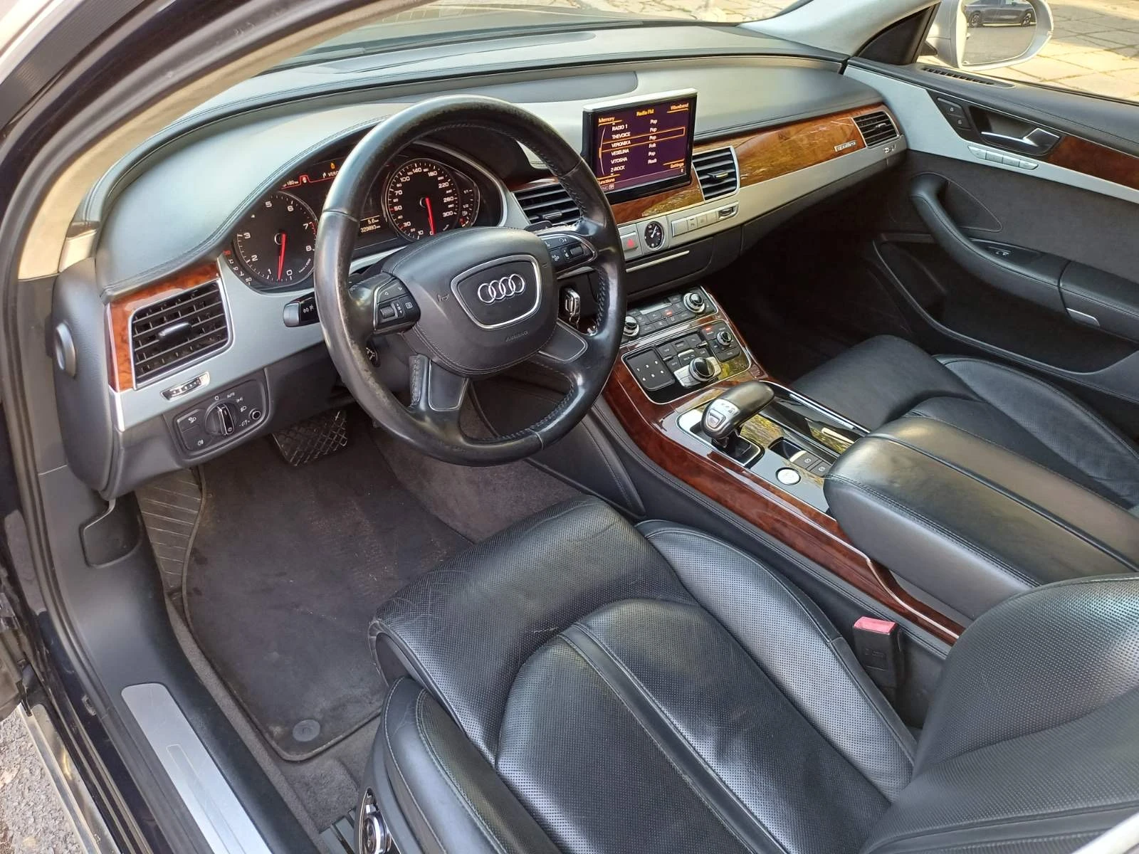 Audi A8 4.2 FSI Quattro  | Mobile.bg   9