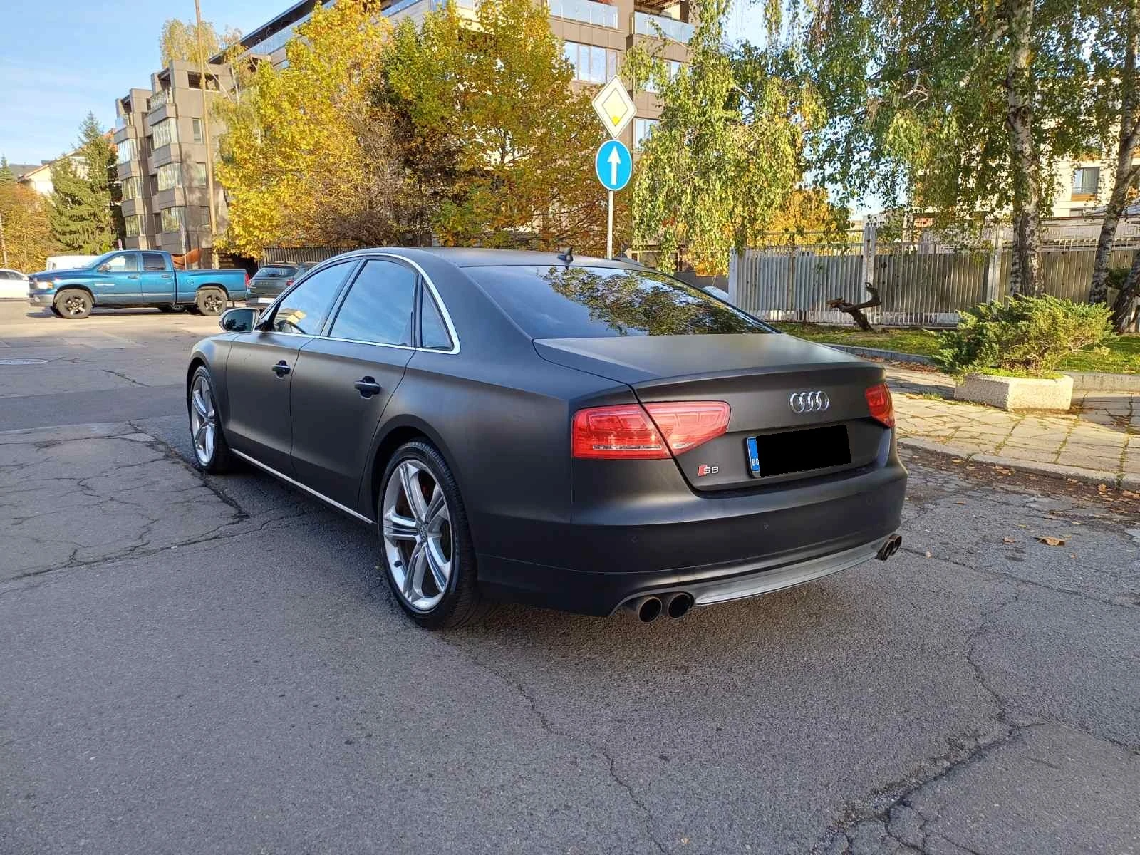 Audi A8 4.2 FSI Quattro  | Mobile.bg   6