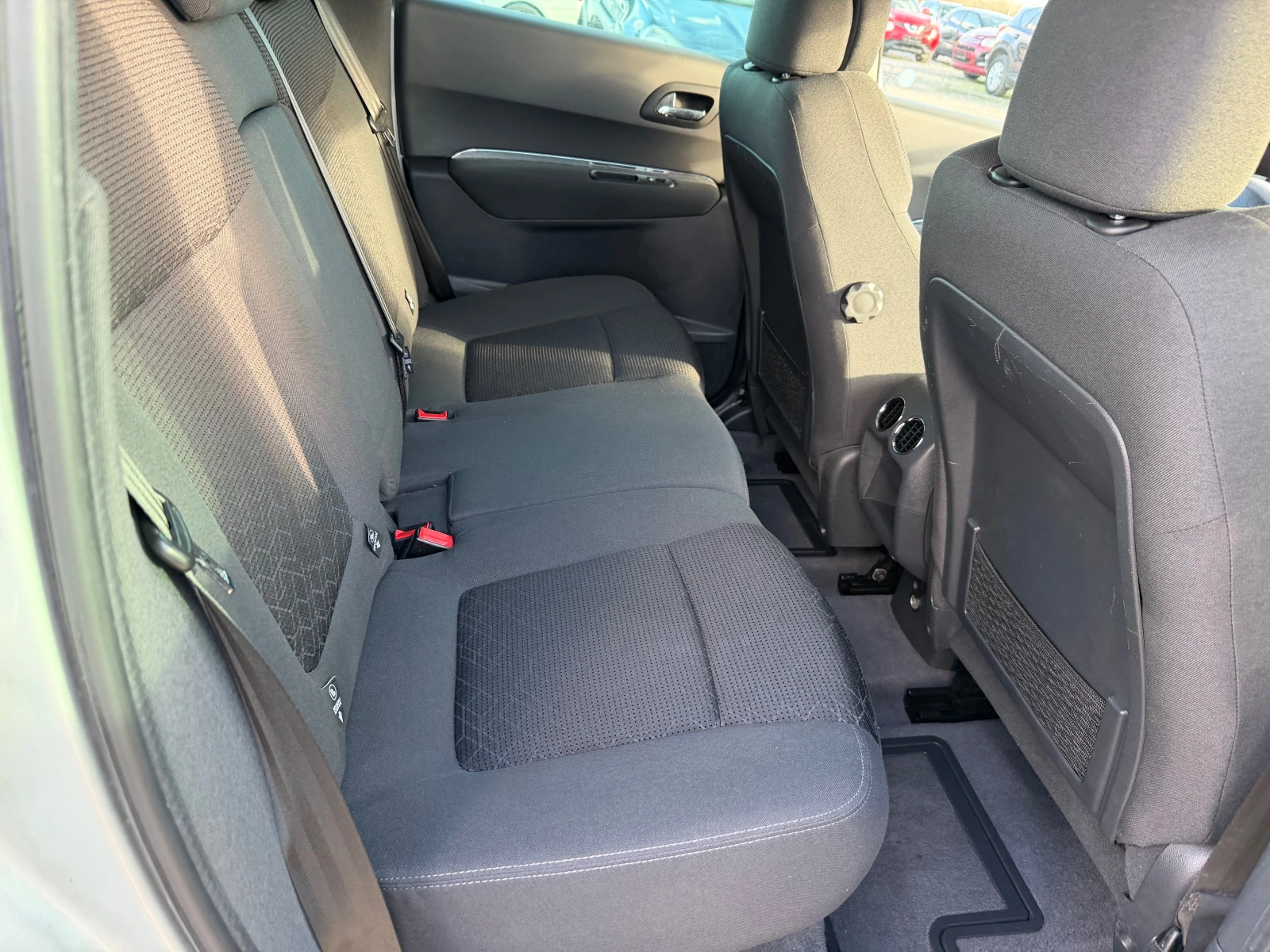 Peugeot 3008 1.6 HDI | Mobile.bg   14