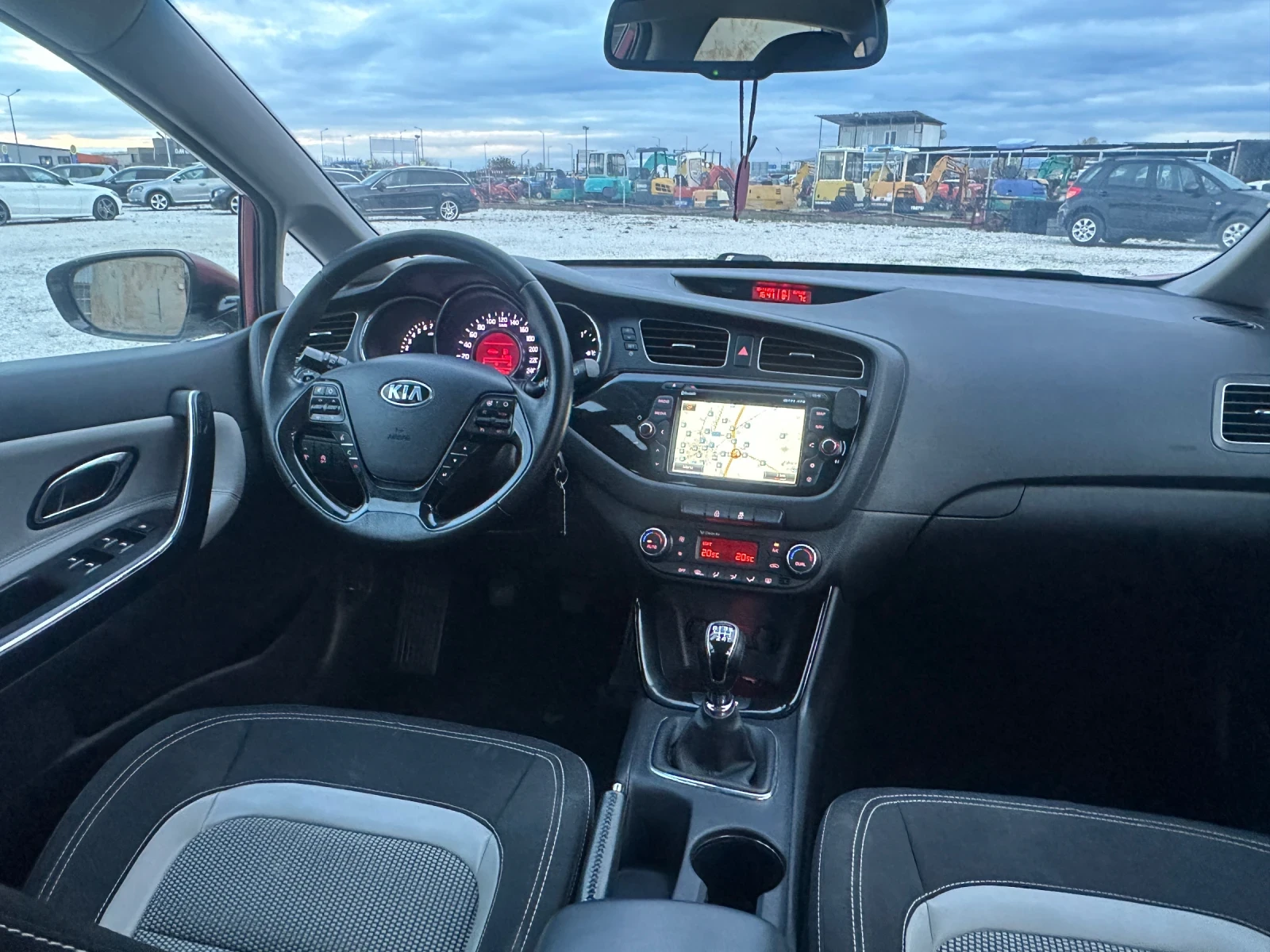Kia Ceed 1.6 GDI Navi Led  | Mobile.bg � ����������� 13