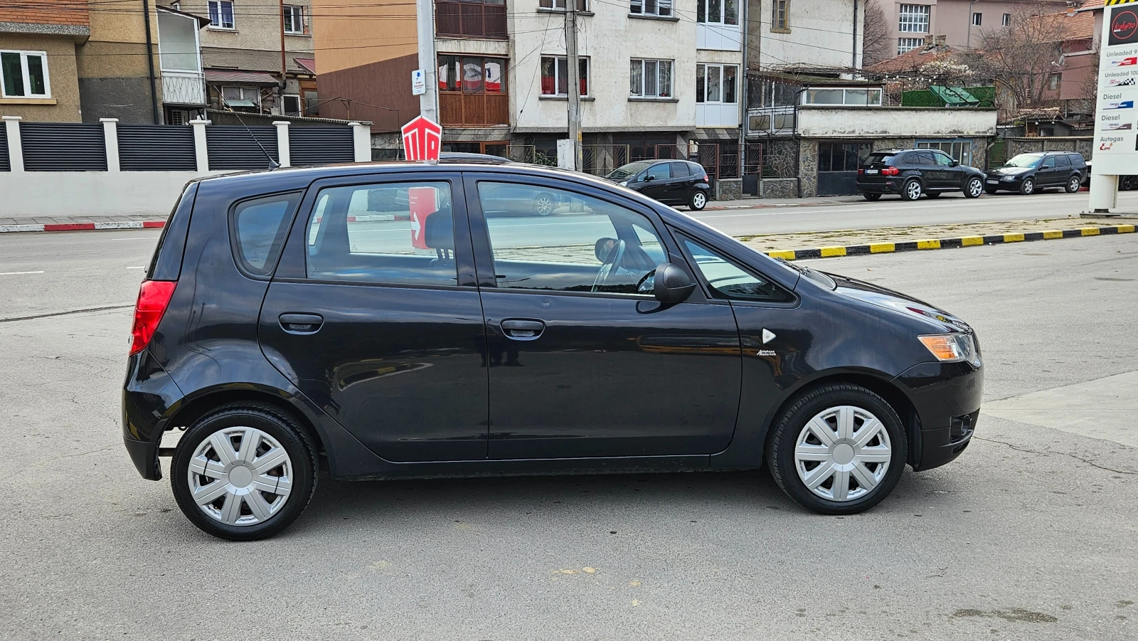 Mitsubishi Colt 1.3 FACELIFT/KLIMATIK - изображение 7