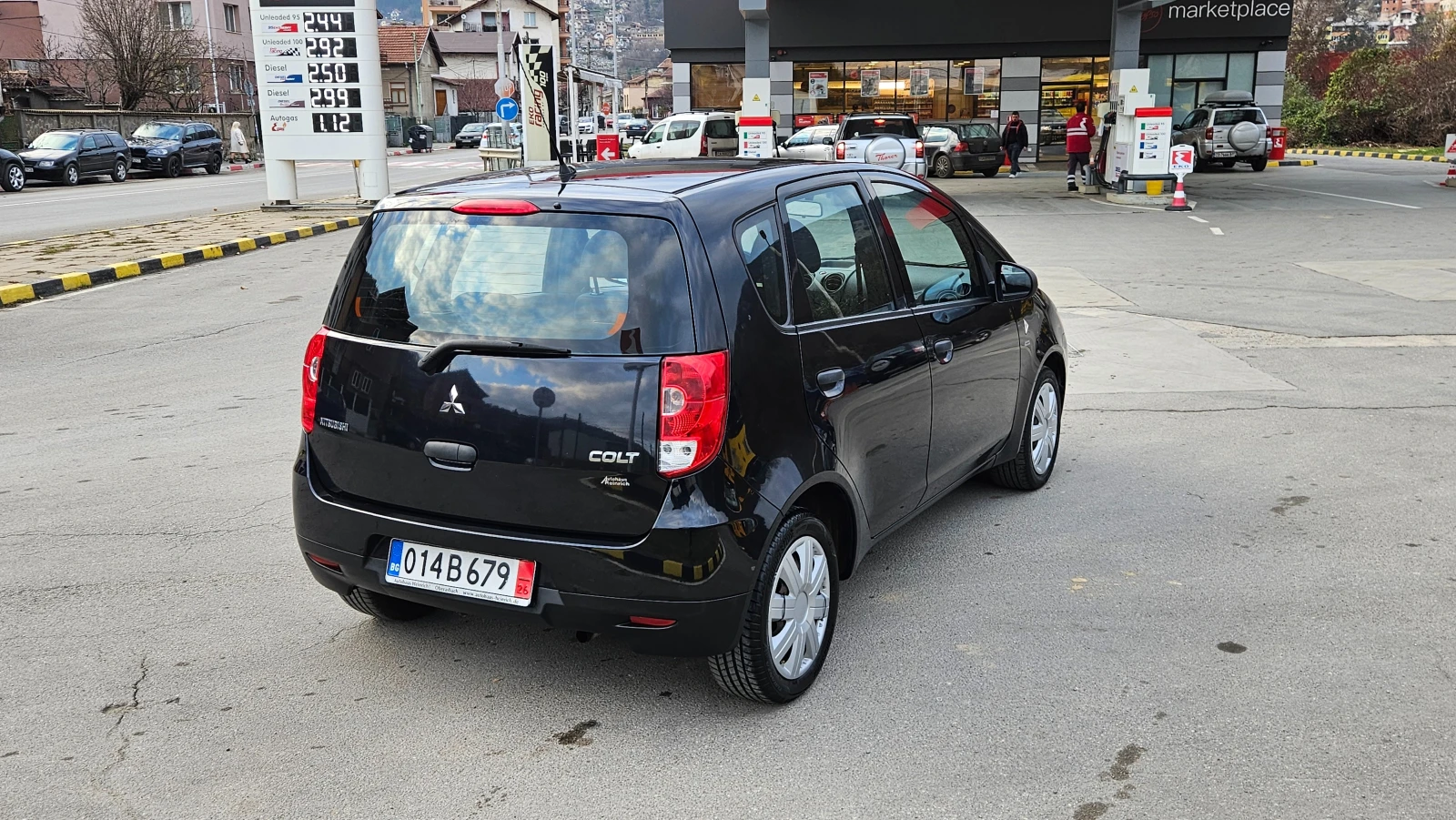 Mitsubishi Colt 1.3 FACELIFT/KLIMATIK - изображение 6