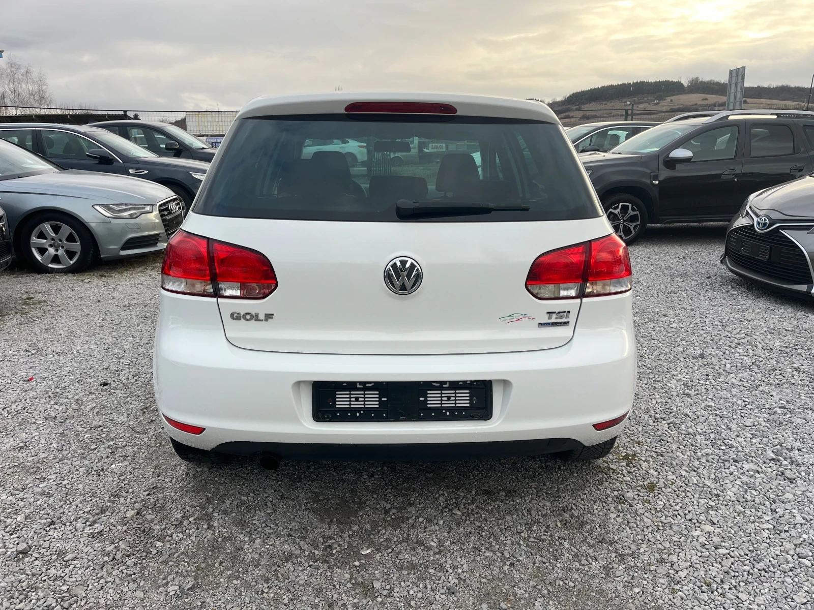 VW Golf 1.2TSI 110p.s - изображение 5