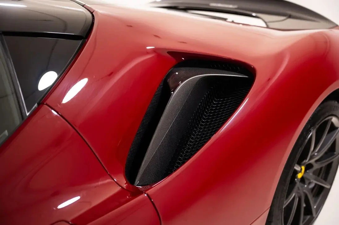 Ferrari SF 90 Asseto Fiorano Боя специална * 1000 състезания* , снимка 6 - Автомобили и джипове - 53813769