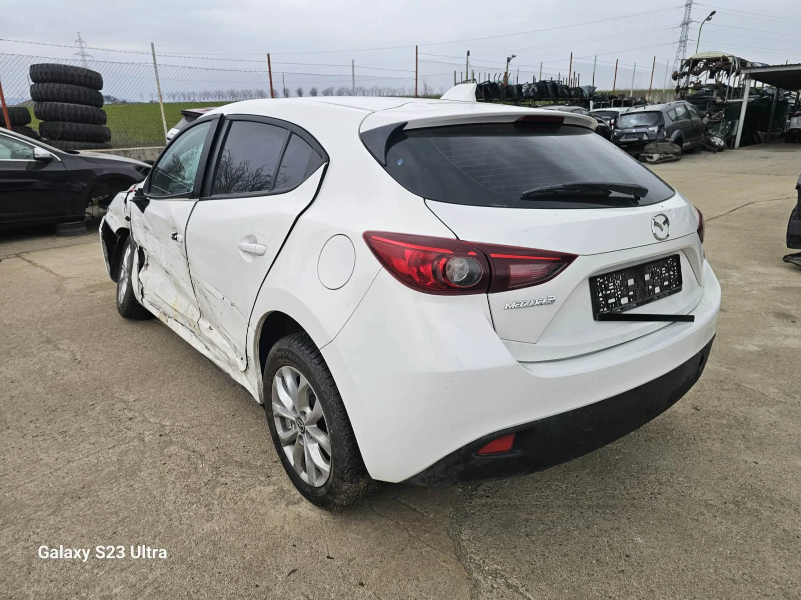 Mazda 3, снимка 3 - Автомобили и джипове - 53945828