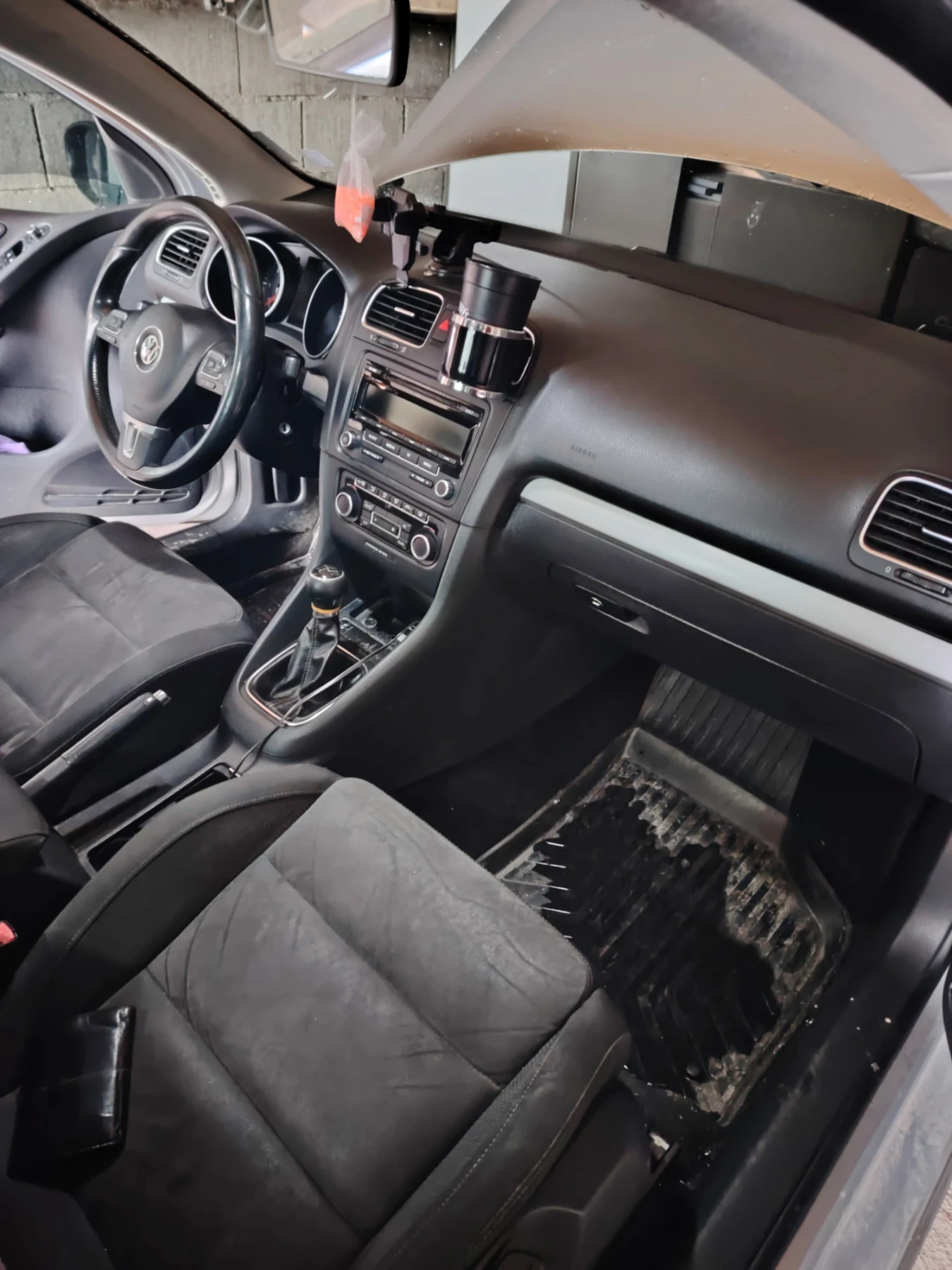 VW Golf, снимка 15 - Автомобили и джипове - 54033711