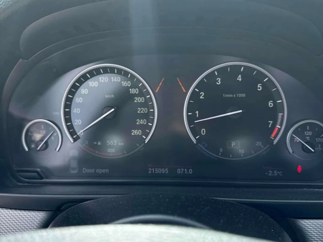 BMW 535 xDrive/ПОДГРЕВИ/ШИБИДАХ, снимка 8 - Автомобили и джипове - 54093032